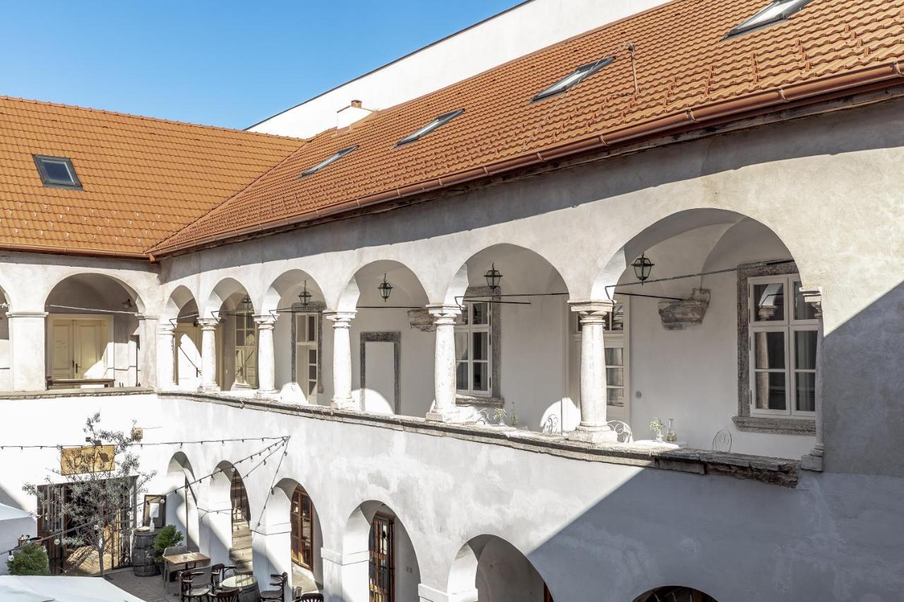 Apartments 1620Yr Trnava Buitenkant foto